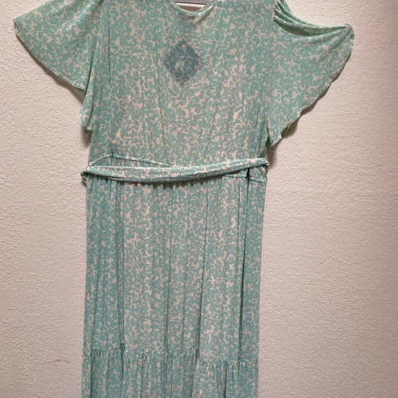 Ava & Viv Green Floral Dress - Picture 3 of 3